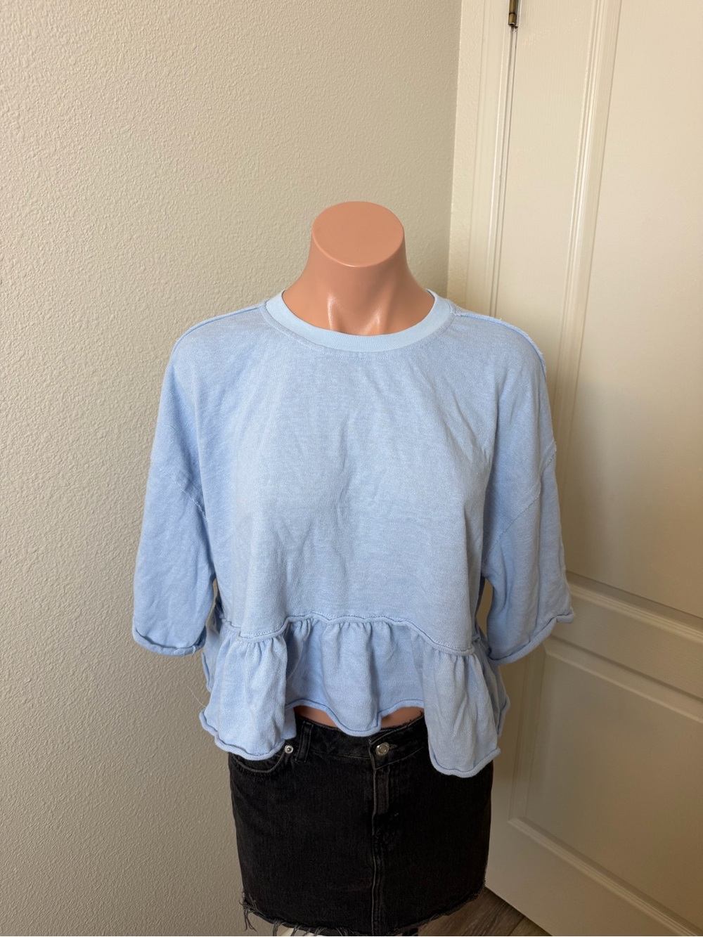 NWT Altar'd State Pale Blue Ruffle-Hem Short Sleeve Tee Sz M